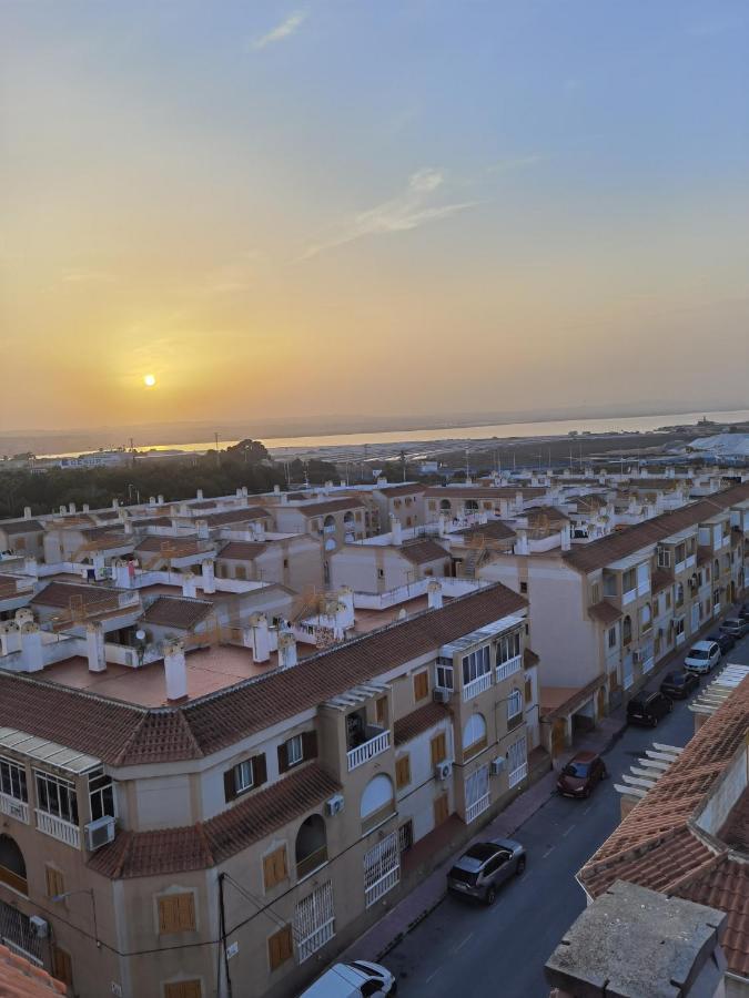 Holiday Apartment Torrevieja Dış mekan fotoğraf