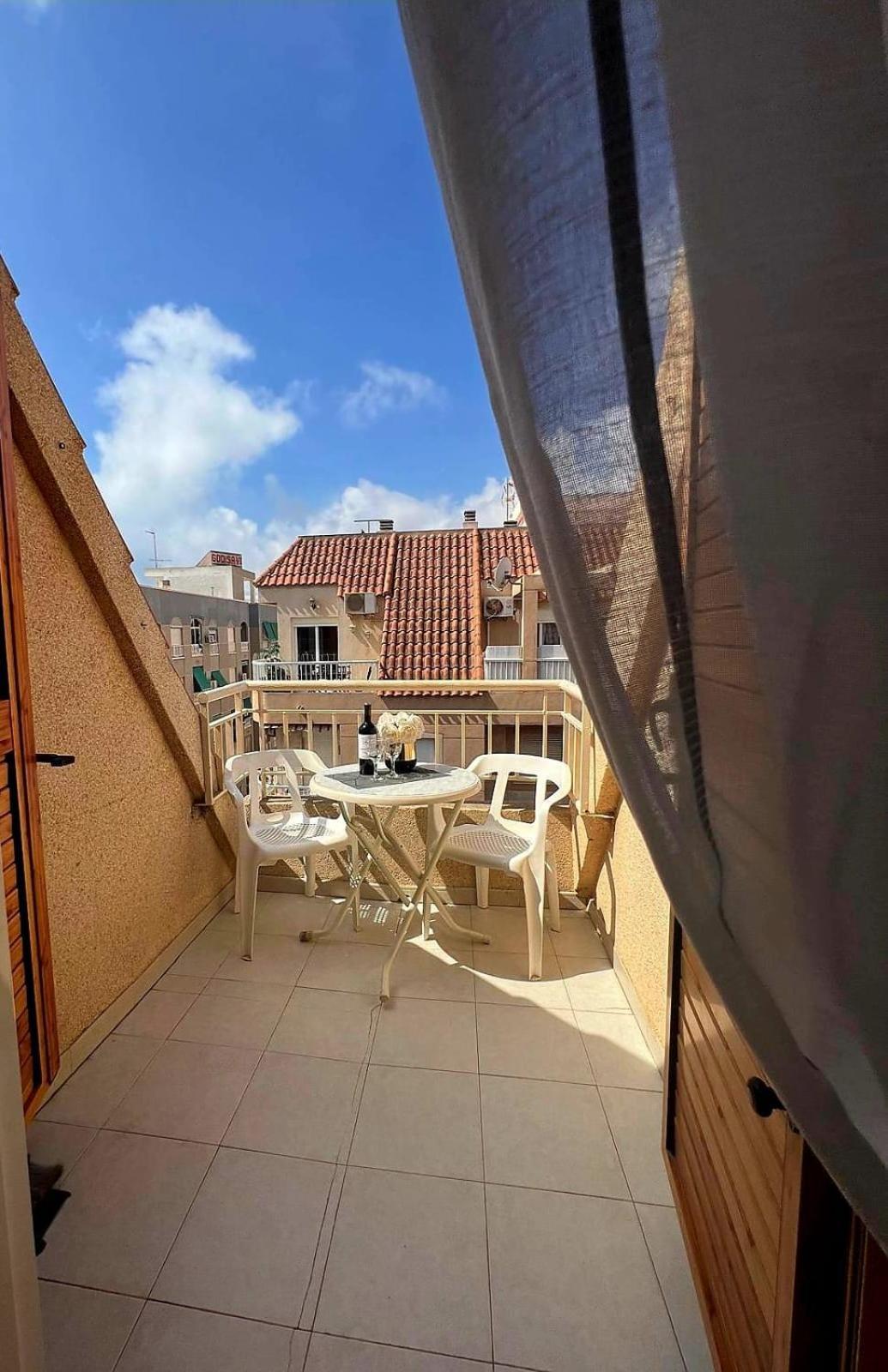 Holiday Apartment Torrevieja Dış mekan fotoğraf